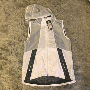 Under armour vest NWT